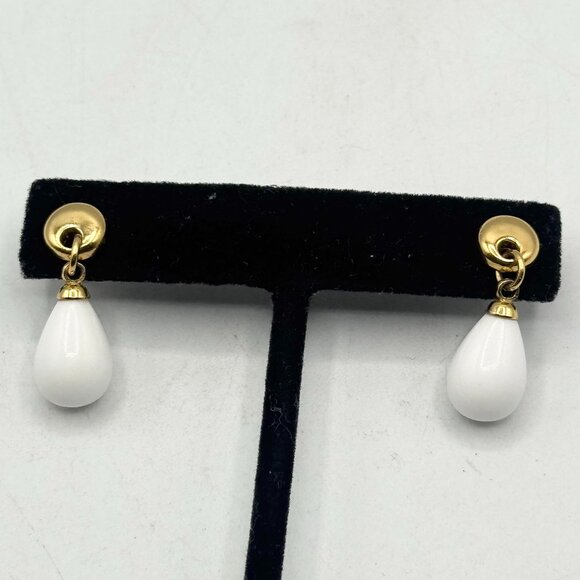Vintage white bead dangle drop earrings - Picture 1 of 6